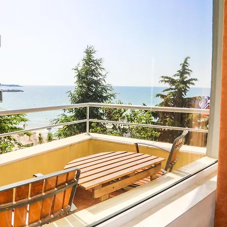 Sofia 2* Nesebar