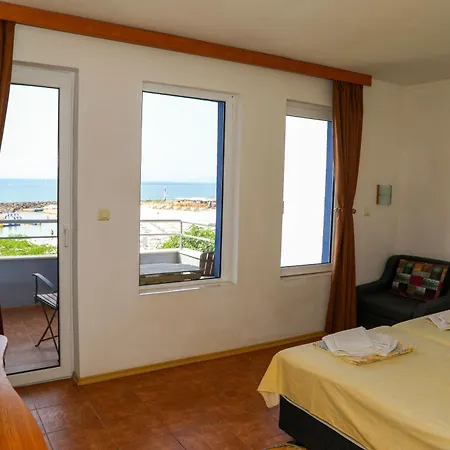 Sofia Hotel 2*