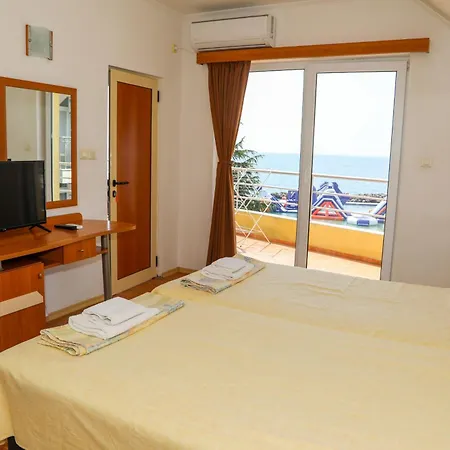 Sofia 2* Nesebar